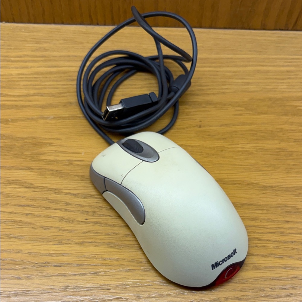 Microsoft IntelliMouse Wired USB Optical Mouse